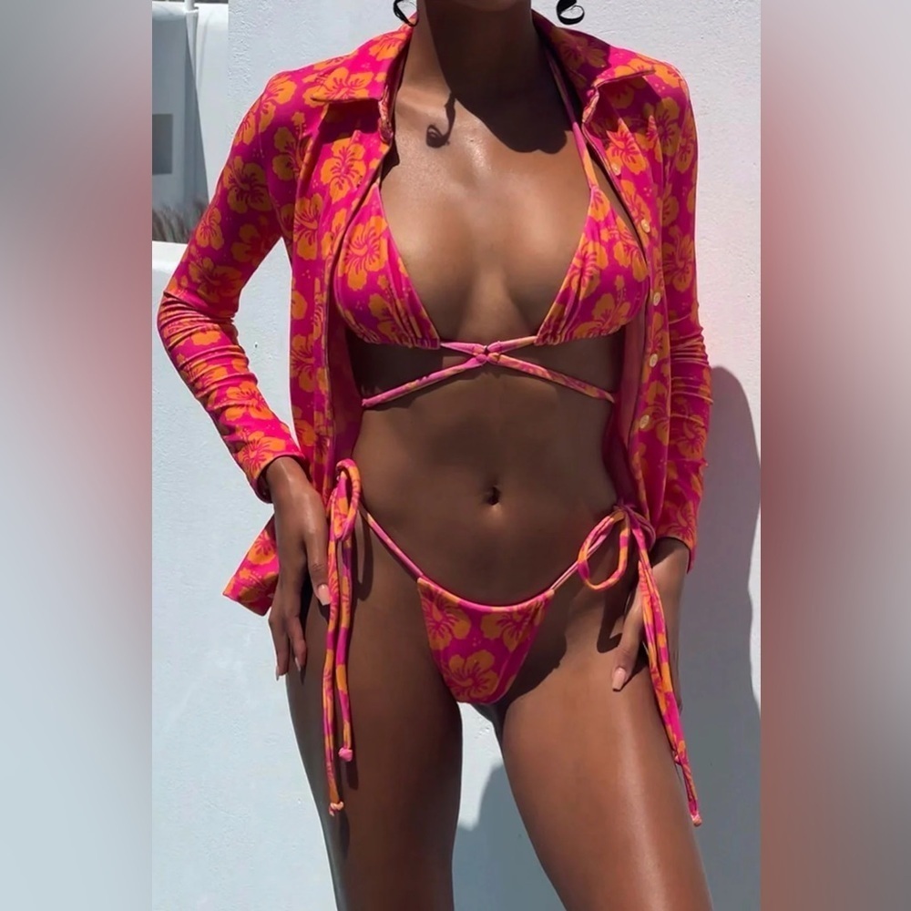 Frankies Bikinis Orange and Pink Terry Hibiscus 3 Piece Bikini Set Size L